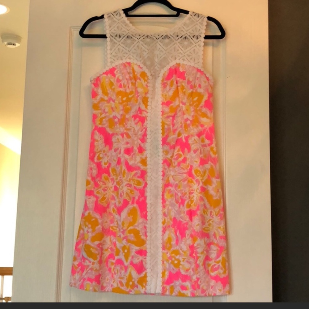 Traded to kassidyscarponi for Lilly bch mat&blouse